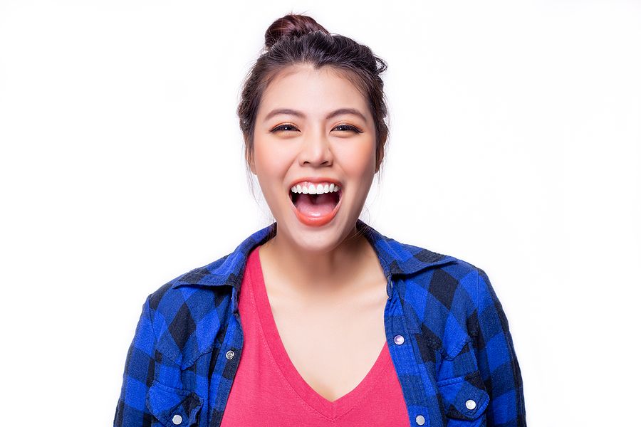 To Extract or Not? Understanding When Tooth Extraction Becomes Necessary